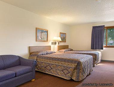 Super 8 By Wyndham Hot Springs Motel Ruang foto
